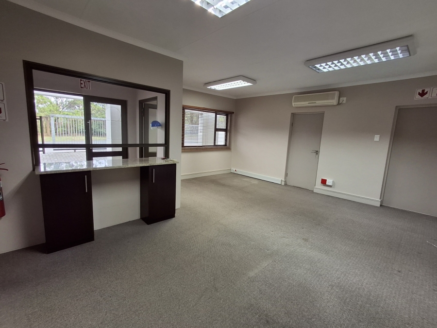 To Let Commercial Property for Rent in Stirling Eastern Cape
